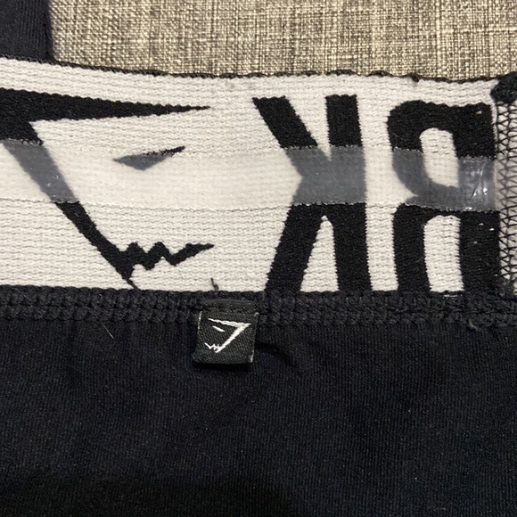Gymshark cropped leggings size medium - Picture 3 of 4